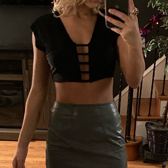 NWT LF crop top - Picture 6 of 13